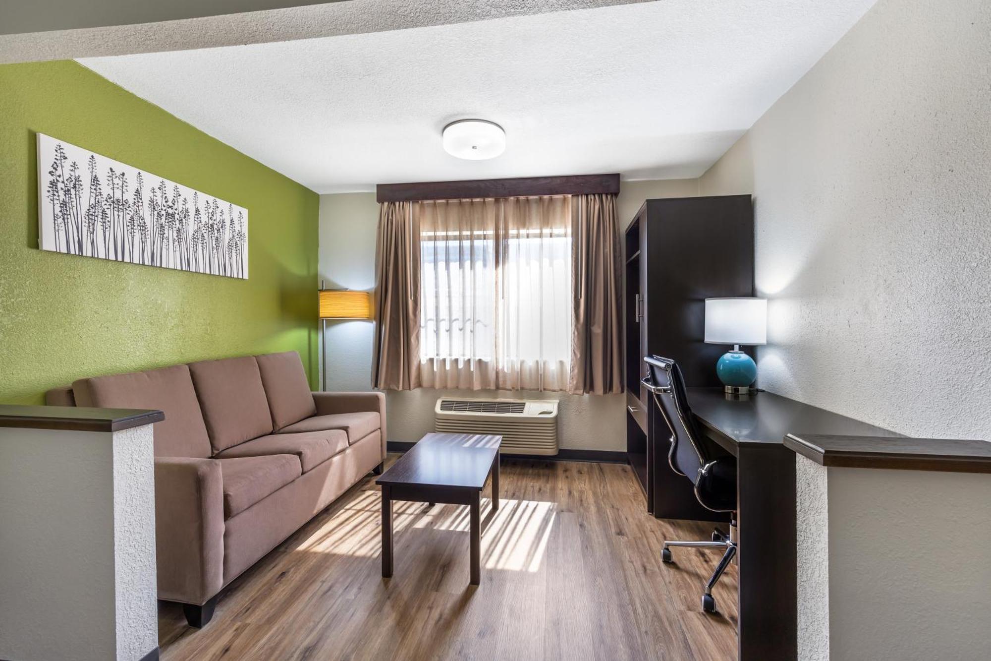 Sleep Inn & Suites Salina I-135 מראה חיצוני תמונה