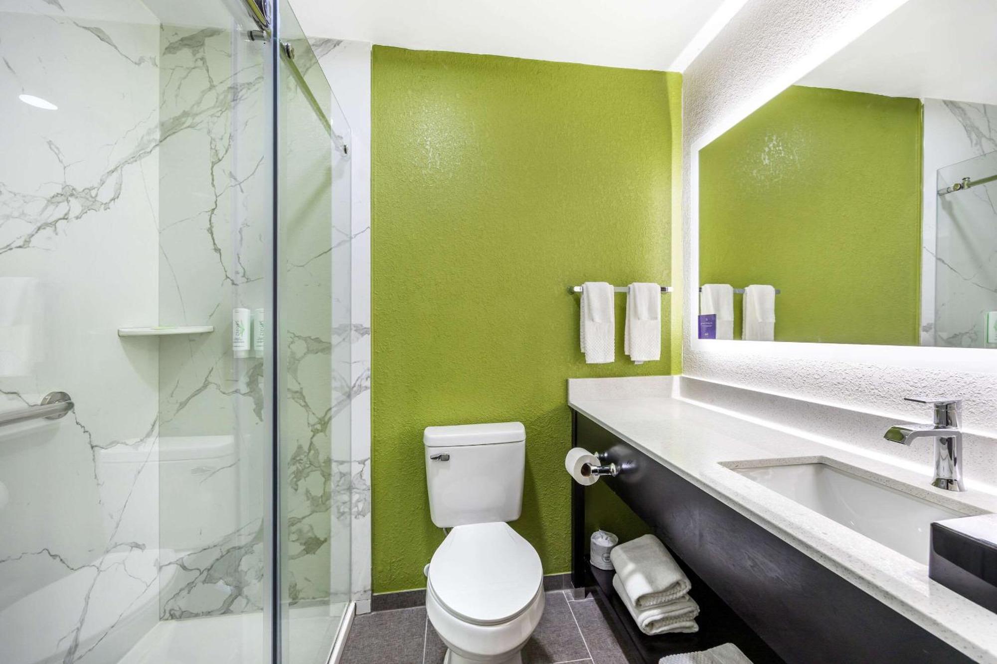 Sleep Inn & Suites Salina I-135 מראה חיצוני תמונה