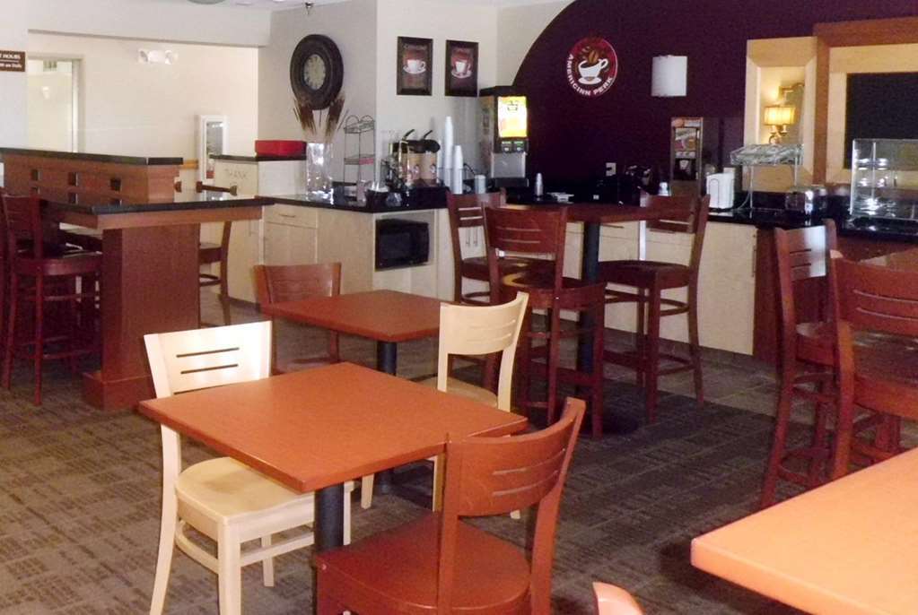 Sleep Inn & Suites Salina I-135 מראה פנימי תמונה